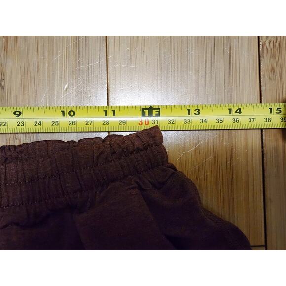 Vuori Boyfriend Performance Shorts Small Maroon Dream Knit Relaxed Yoga VW3007 - Picture 3 of 8